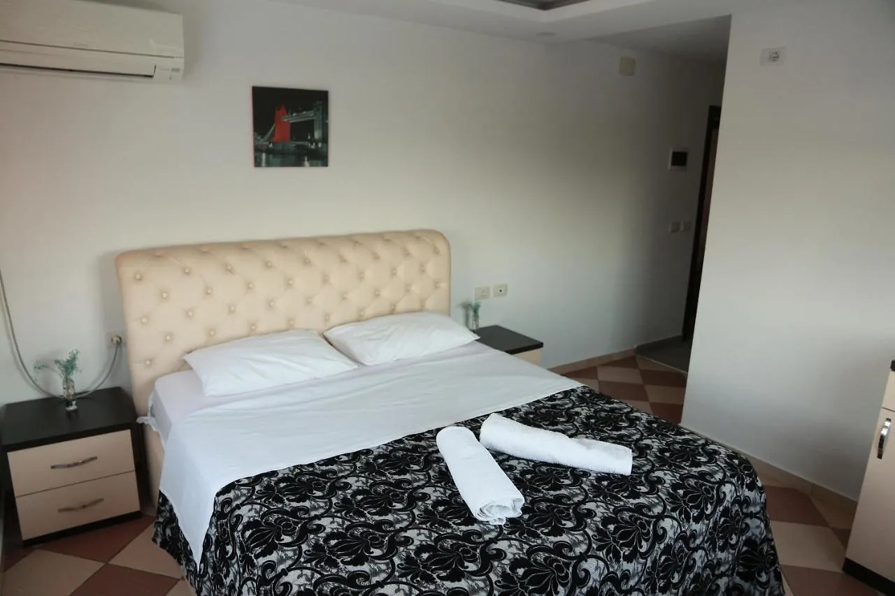 Hotel Fantazia Bahcallek 4*,  Albania