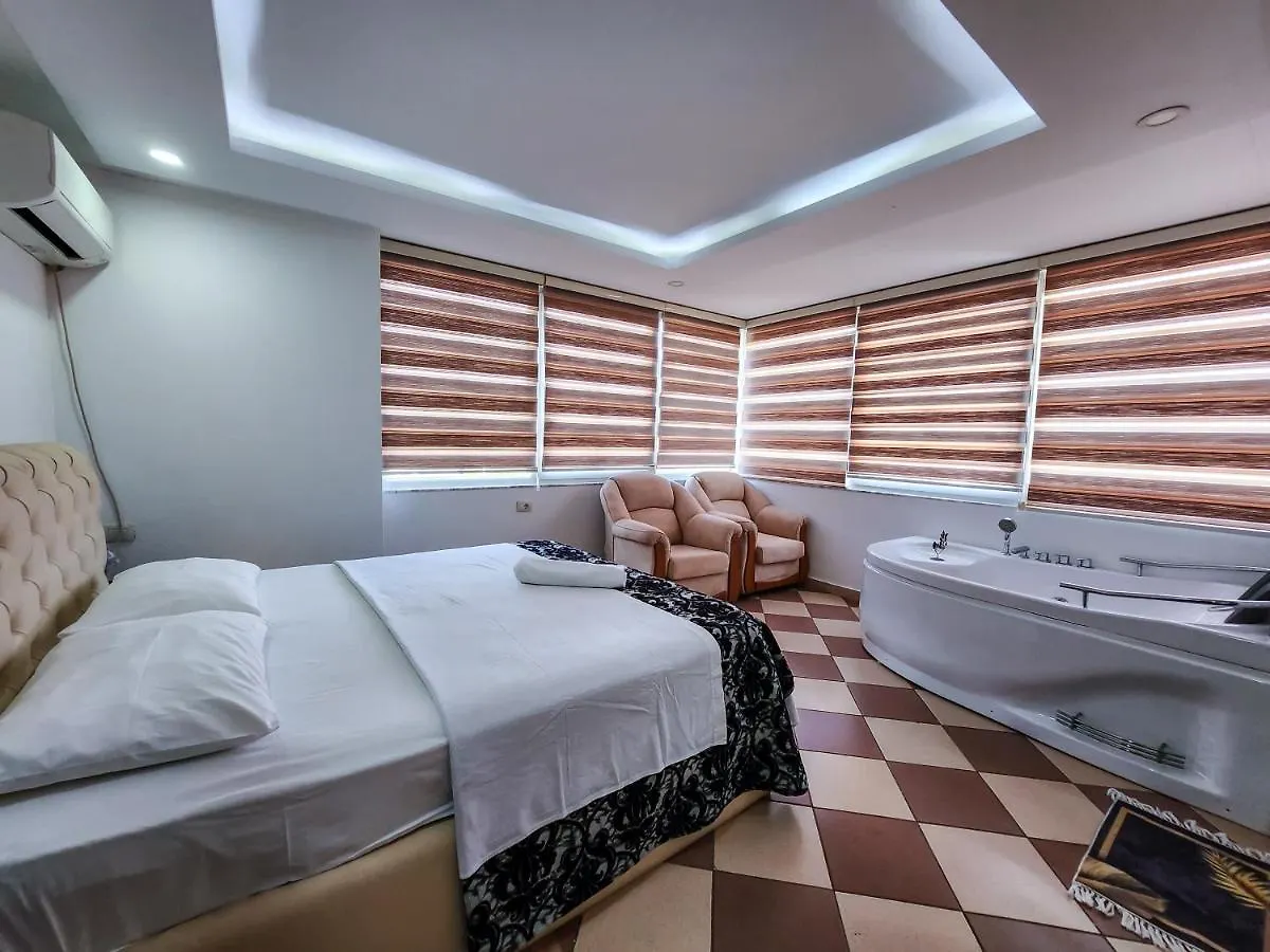 Hotel Fantazia Bahçallëk