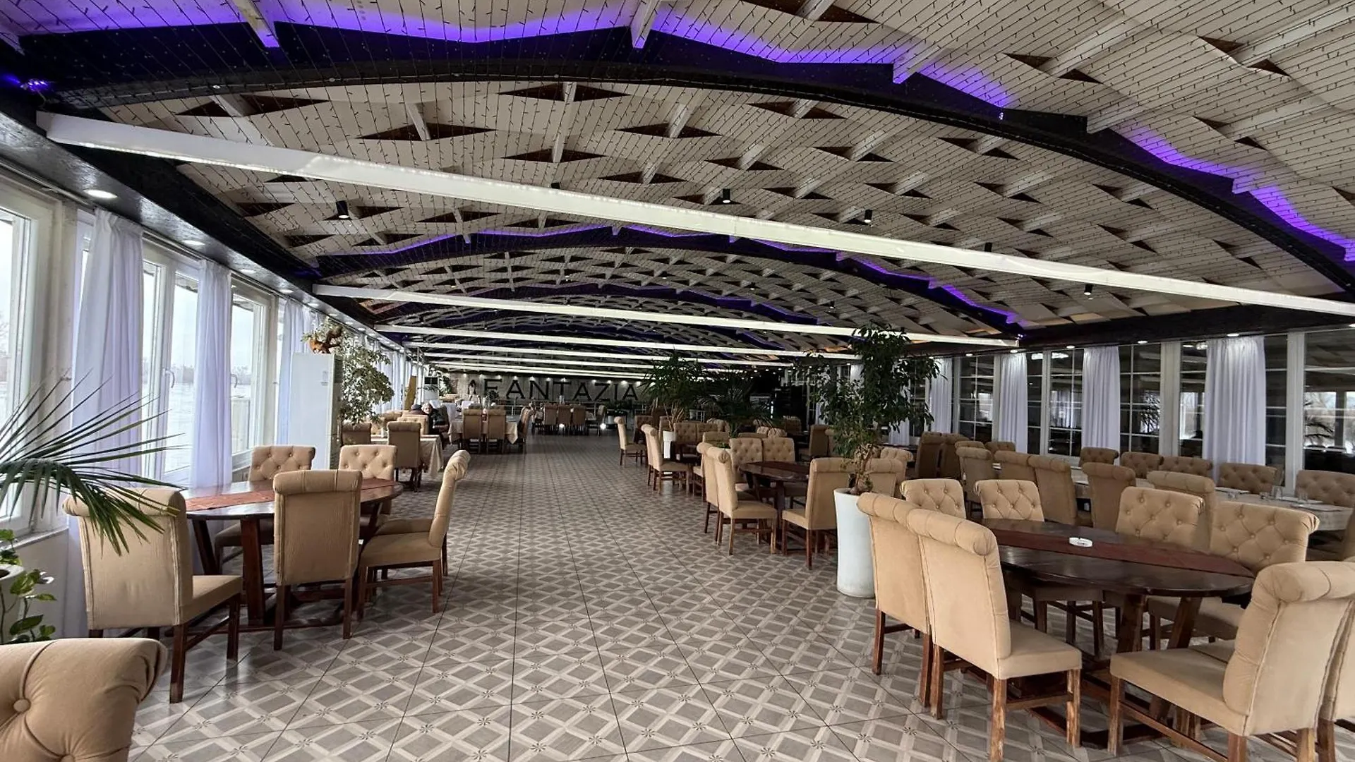Hotel Fantazia Bahçallëk